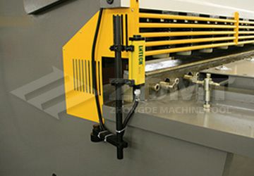 光幕保護(hù).jpg 光幕保護(hù).jpg